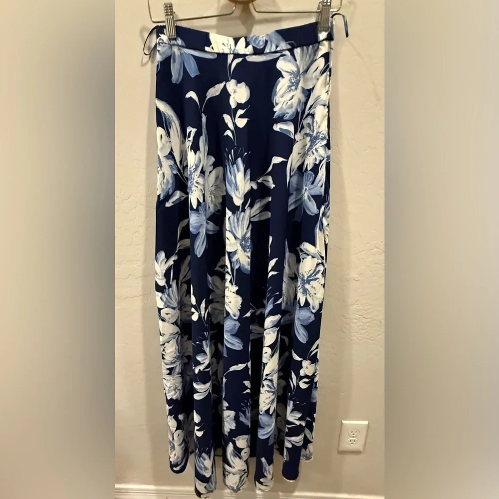 **For Sale: Lulus Long Maxi Fancy Skirt – Blue & White, Size Medium** - Picture 3 of 6
